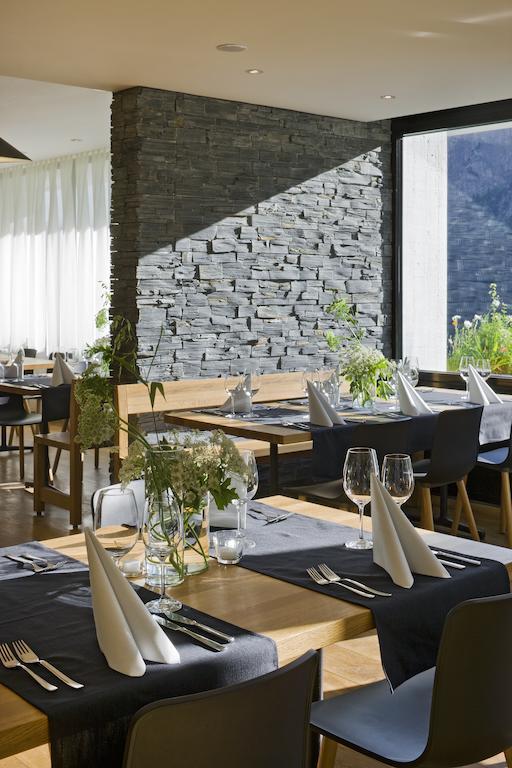 Hotel Restaurant Flaschen Albinen Zewnętrze zdjęcie